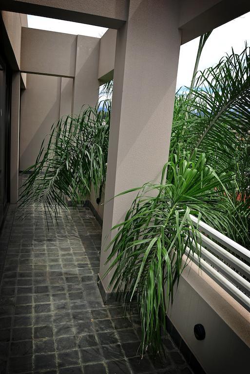 Tramas Andinas Aparthotel Salta Esterno foto